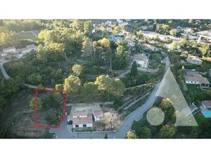 Terrain viabilisé à Draguignan   col de l'ange de 806 m² Lot 3  pour une maison de 120 9..