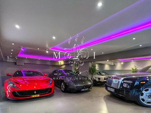 LOCAL COMMERCIAL  UNE ADRESSE EMBLEMATIQUE