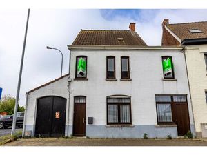 TE RENOVEREN WONING MET TUIN EN GARAGE