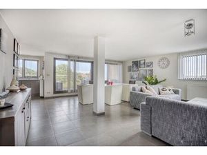 Instapklaar duplex appartement met 3 slaapkamers te Heppen (Leopoldsburg)