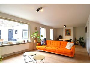 Alleenstaande woning met 3 slaapkamers  tuin én garage te koop in centrum-Kuurne