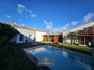 Vente Maison 8 pièces 145 m2 à La Grève-sur-Mignon