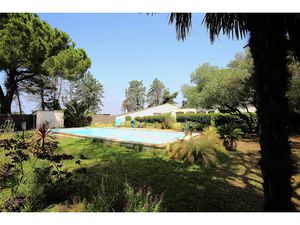 PARC 1 1 HA  SUPERBE MAS CONTEMPORAIN DE PLEIN PIED  DE 252 M2   PISCINE 12/6  ET DEPEND