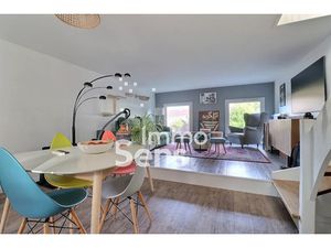 Vente maison 4 pièces 85 m² à Lille (59000)  250 000 €
