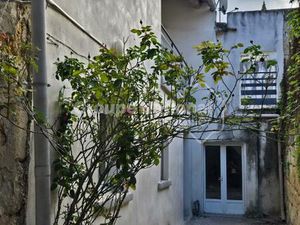 Exclusivite Montfrin  Maison avec extérieur et salon vouté