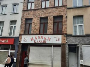 Commercieel te koop in Antwerpen met 6 slaapkamers