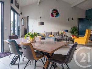 Maison à vendre - 5 pièces - 144 64 m2 - Olonne Sur Mer - 85 - PAYS-DE-LOIRE