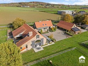 Huis te koop in Dranouter met 6 slaapkamers