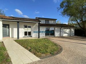 Maison de luxe en vente à Cépet  Occitanie