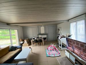 Location maison 4 pièces 99 m² à Saint-Vrain (51340)
