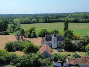 Vente manoir à Saint-Aignan (41110)  350 000 €