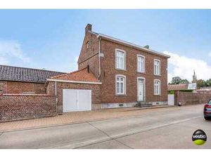 RUSTIG GELEGEN KARAKTERVOLLE AUTHENTIEKE WONING OP 6A85CA...