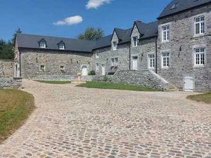 Ensemble de 3 bureaux au sein d'un vignoble