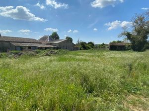 Vente terrain 2000 m² à Mazeray (17400)  46 000 €