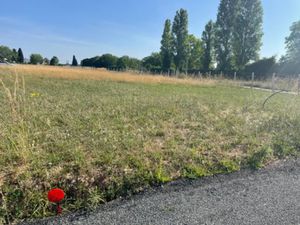 Vente terrain 415 m² à Parcé-sur-Sarthe (72300)  24 900 €