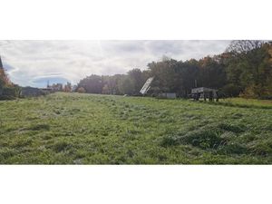 Vente terrain 1723 m² à Vendat (03110)  42 000 €