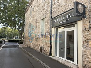 Vente locaux professionnels 40 m² à Nimes (30000)  33 500 €
