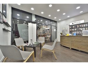 Vente locaux professionnels 56 m² à La Varenne Saint Hilaire (94210)  162 000 €