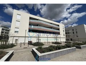 Vente locaux professionnels à Juvignac (34990)  431 445 €