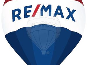 Vente locaux professionnels 183 m² à Saint-Julien-de-Concelles (44450)  432 000 €