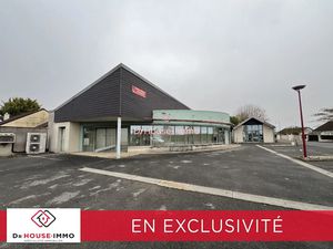 Vente locaux professionnels 98 m² à Mehun-sur-Yèvre (18500)  302 000 €