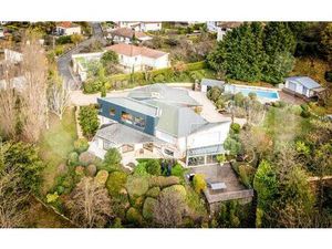 Maison Villefranche-sur-Saône m² T-6 à vendre  850 000 €