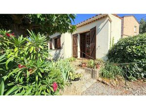 Maison T3 au calme à Callas