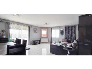 Maison de 5 pièces de 158 m² située à Morlanne