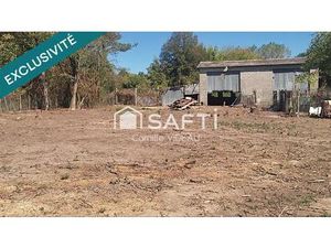 Terrain de 9663m2 avec 400m2 de bâtiments