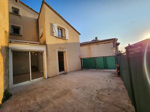 EXCLUSIVITE A CHATEAUNEUF DE GADAGNE ENTRE LE THOR ET AVIGNON - MAISON A LOUER DE 107 M² -