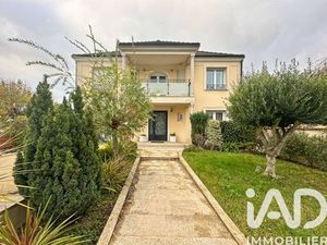 Villa de luxe de 8 pièces en vente Morangis  France