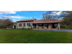 Vente maison 7 pièces 135 m² à Labruguière (81290)  275 000 €