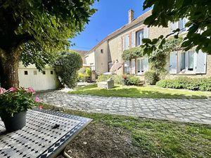 Vente maison 7 pièces 205 m² à Ury (77760)  299 900 €