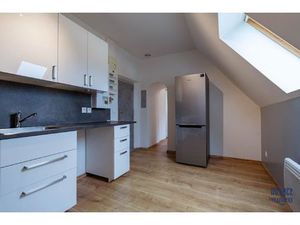 APPARTEMENET - 2 PIECES - VILLEPREUX VILLAGE