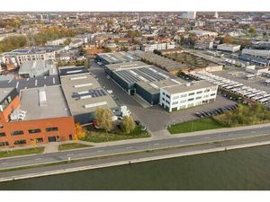 Moderne KMO-unit aan Vaartkaai