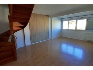 Charmant T3 en duplex de 69 m² au cœur de Brax