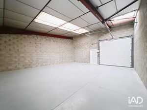 Location Local d'activités 73 m²