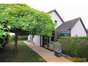 Vente maison 6 pièces 95 m² Lons-le-Saunier (39000)