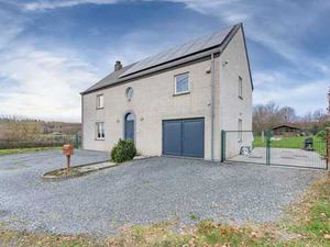 Maison 4 façades  jardin  garage à Redu (Libin)