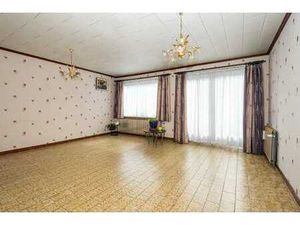 Bel appartement 2 chambres avec garage et balcon!