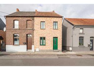 Maison 3 faç./2 chbres/véranda/jardin/pass. latéral/PEB D