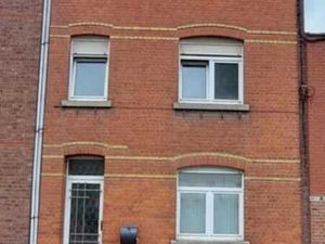 Maison 3 chambres potentielles avec jardin