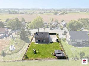 VILLA 4 CHAMBRES QUASIMENT NEUVE