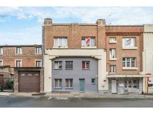 Appartement 2 chambres près du terminal du tram Herstal