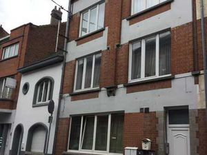 Appart. centre ville 2 ch. dans un petit immeuble familial