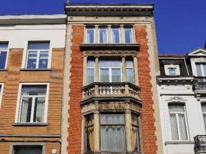 Maison de maître  8 ch  habitable de suite  grand jardin en