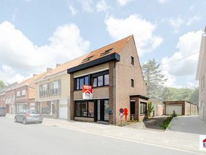 Maison à vendre à Knesselare € 299.000 (LHMO9) - ERA Lafaut (Aalter) | Zimmo