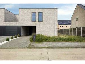 Halfopen BEN-woning te koop in Olmen