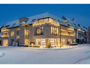 Espace commercial dans un emplacement de premier choix à Oo