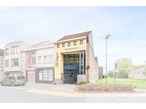 Local Commercial à vendre à Ninove